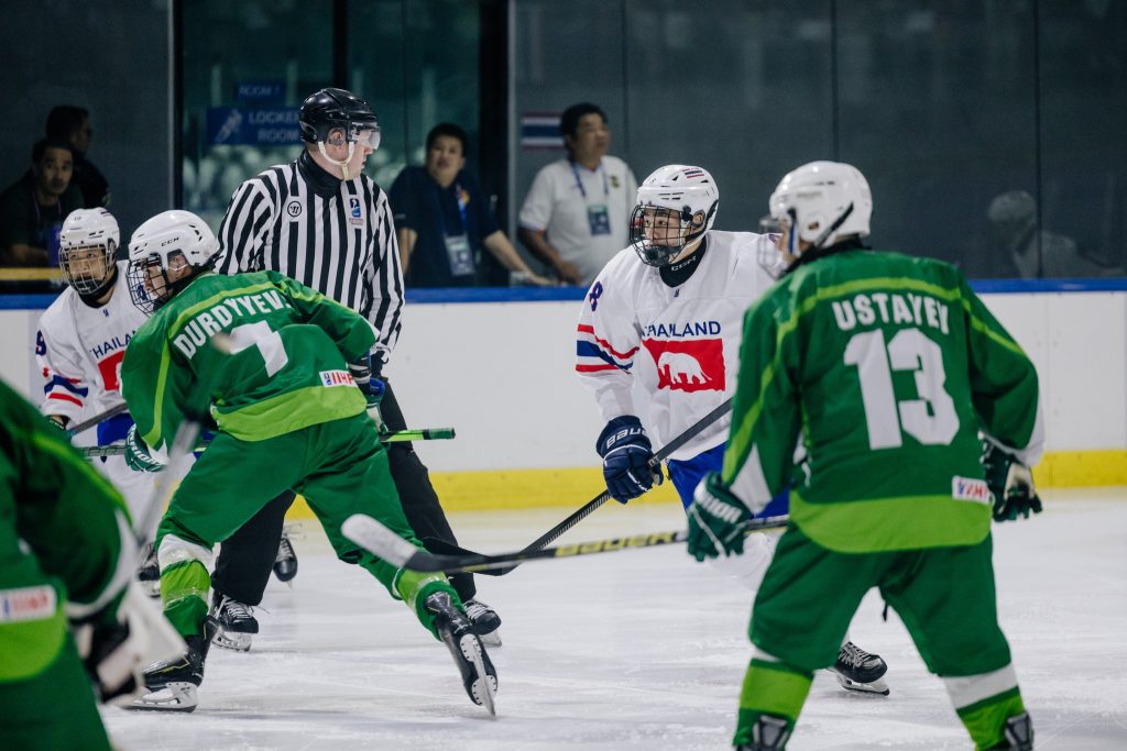 ice hockey 