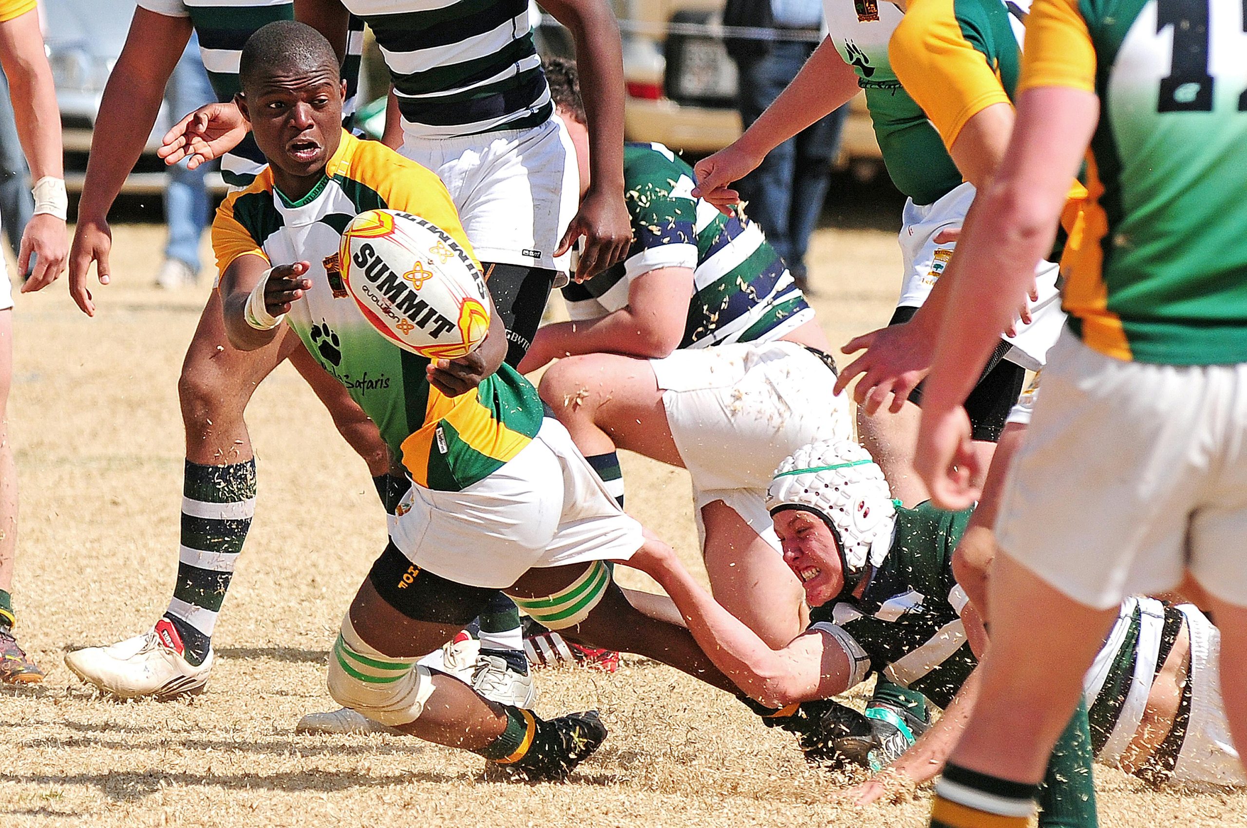 Achieve Sportswear Custom Rugby Kits – Pro Team Jerseys Engineered for Strength & Speed